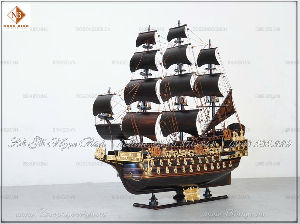 Mô hình thuyền gỗ mun - dài 65cm 